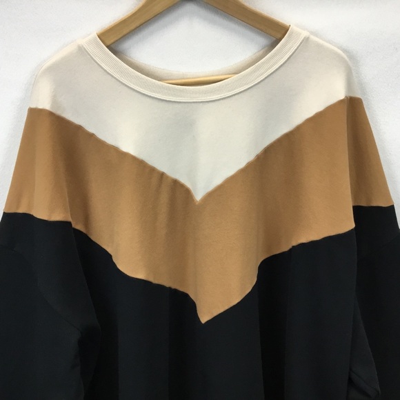 Torrid Super Soft Fleece Chevron Colorblock Sweatshirt Relaxed Fit Size 4X - Picture 5 of 10